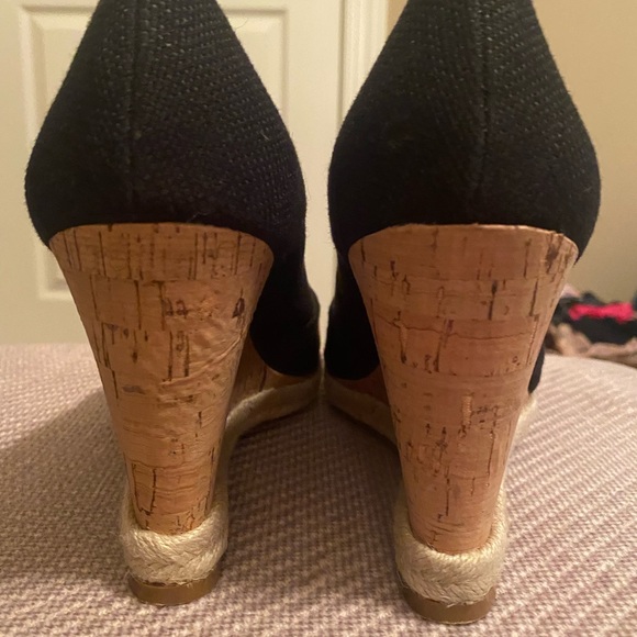 LIKE NEW Arturo Chiang Ralin Peep Toe Cork Wedge Shoes (Sz. 8M/38) $129 - Picture 5 of 16